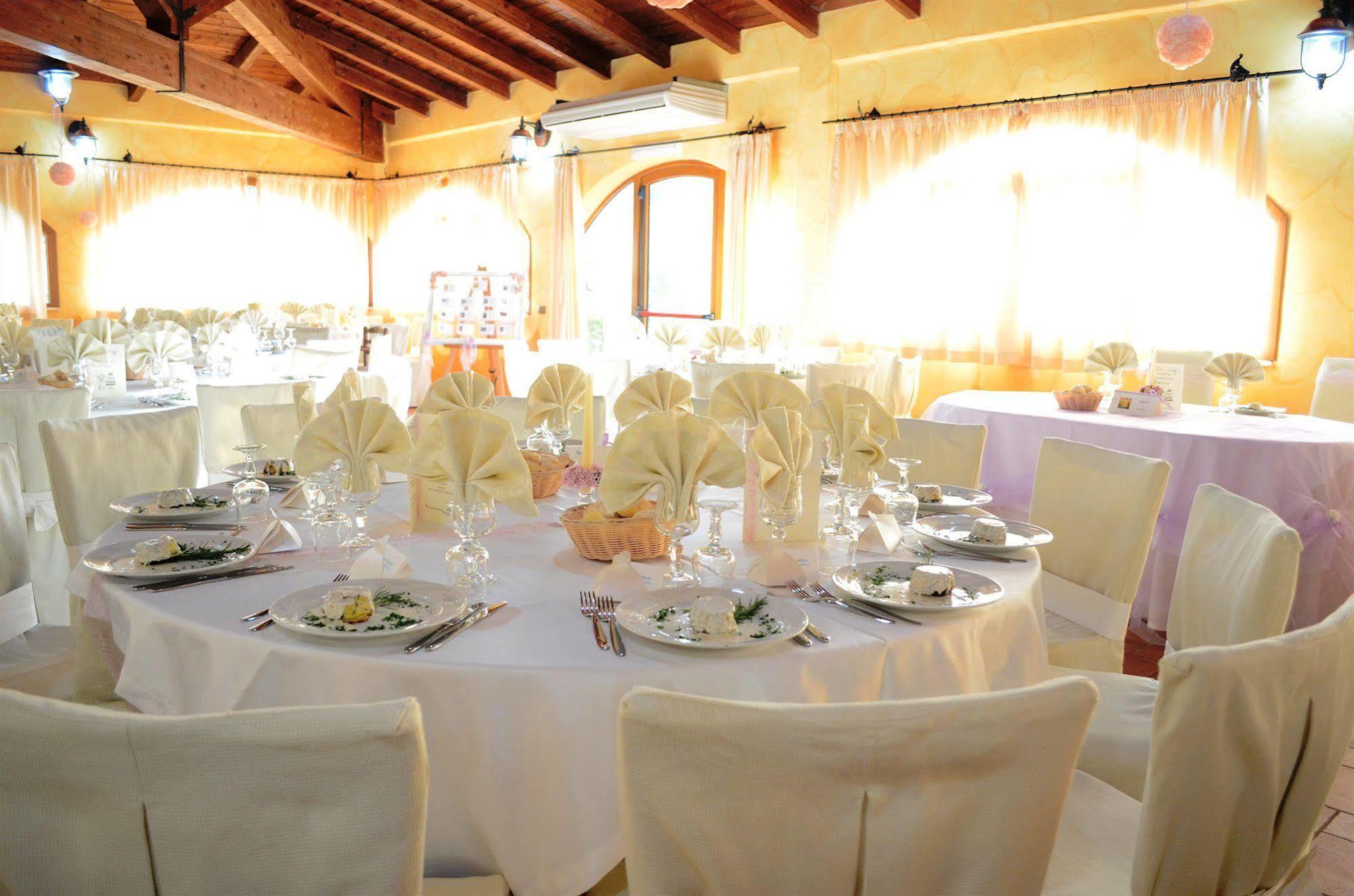 איגלסיאס Hotel Giardino Corte Rubja מראה חיצוני תמונה