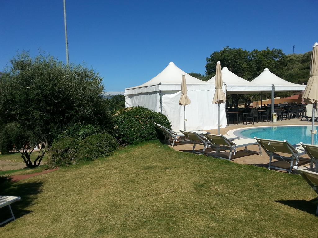 איגלסיאס Hotel Giardino Corte Rubja מראה חיצוני תמונה