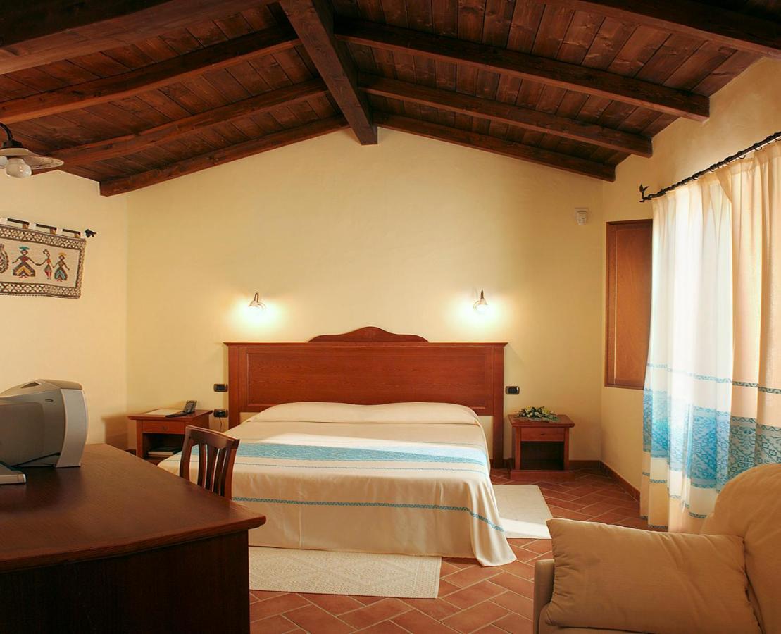 איגלסיאס Hotel Giardino Corte Rubja חדר תמונה